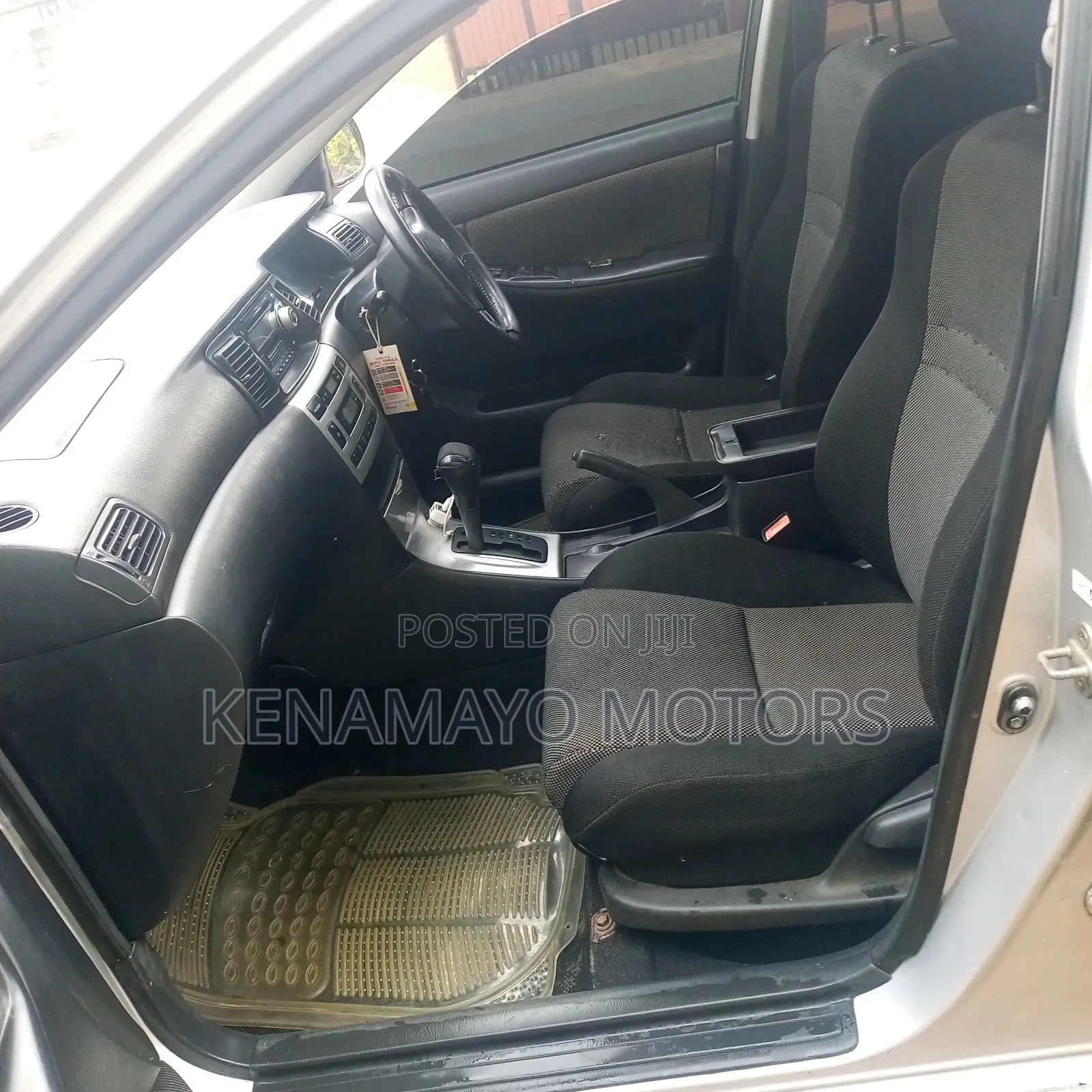 Toyota IST 2004 Silver
