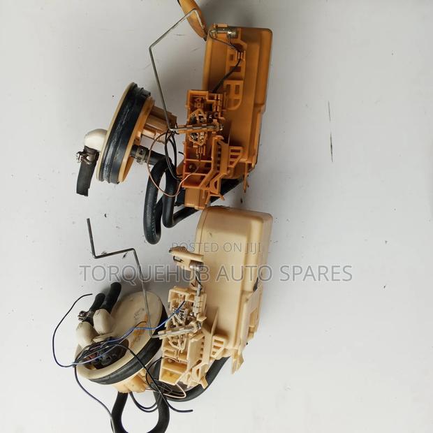 Nissan Primera 2000 Fuel Pump - thumbnail 2