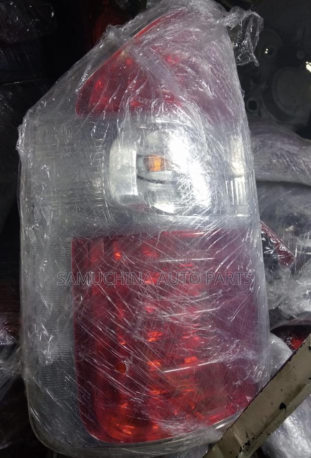 Tail Light Toyota Noah 2008