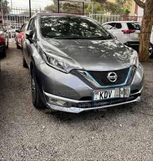 Nissan Note 2018 Silver