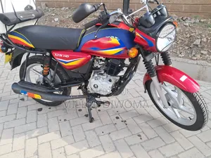 Bajaj Boxer 125 2025 Red