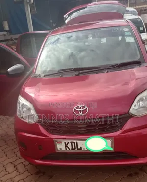 Toyota Passo 1.0 FWD 2017 Maroon