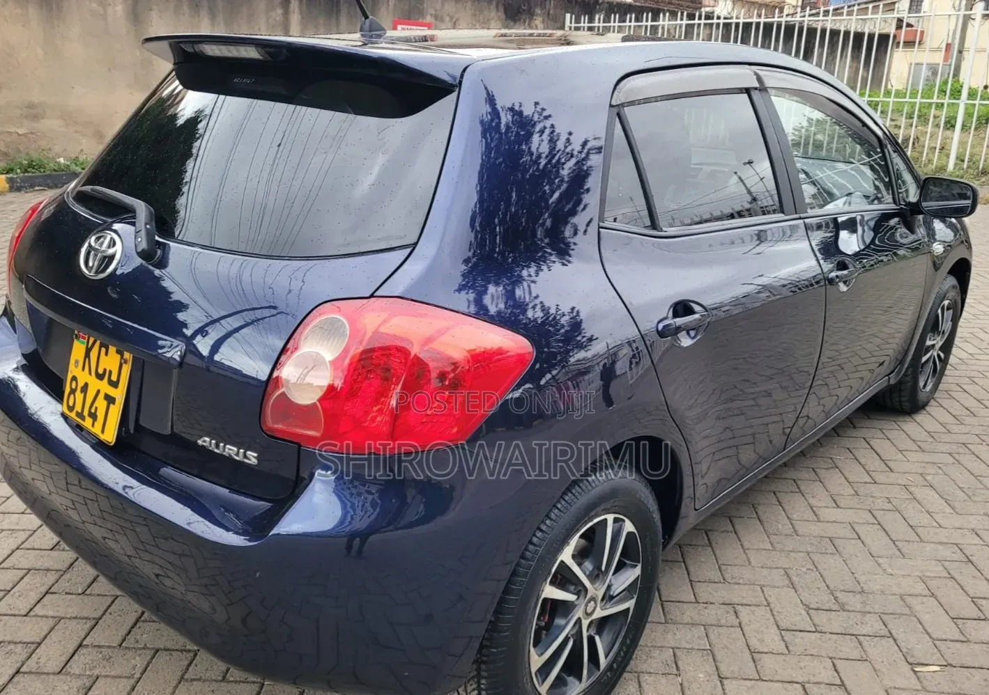 Toyota Auris 2009 Matt Black