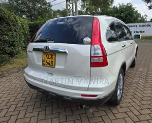 Honda CR-V 2010 White