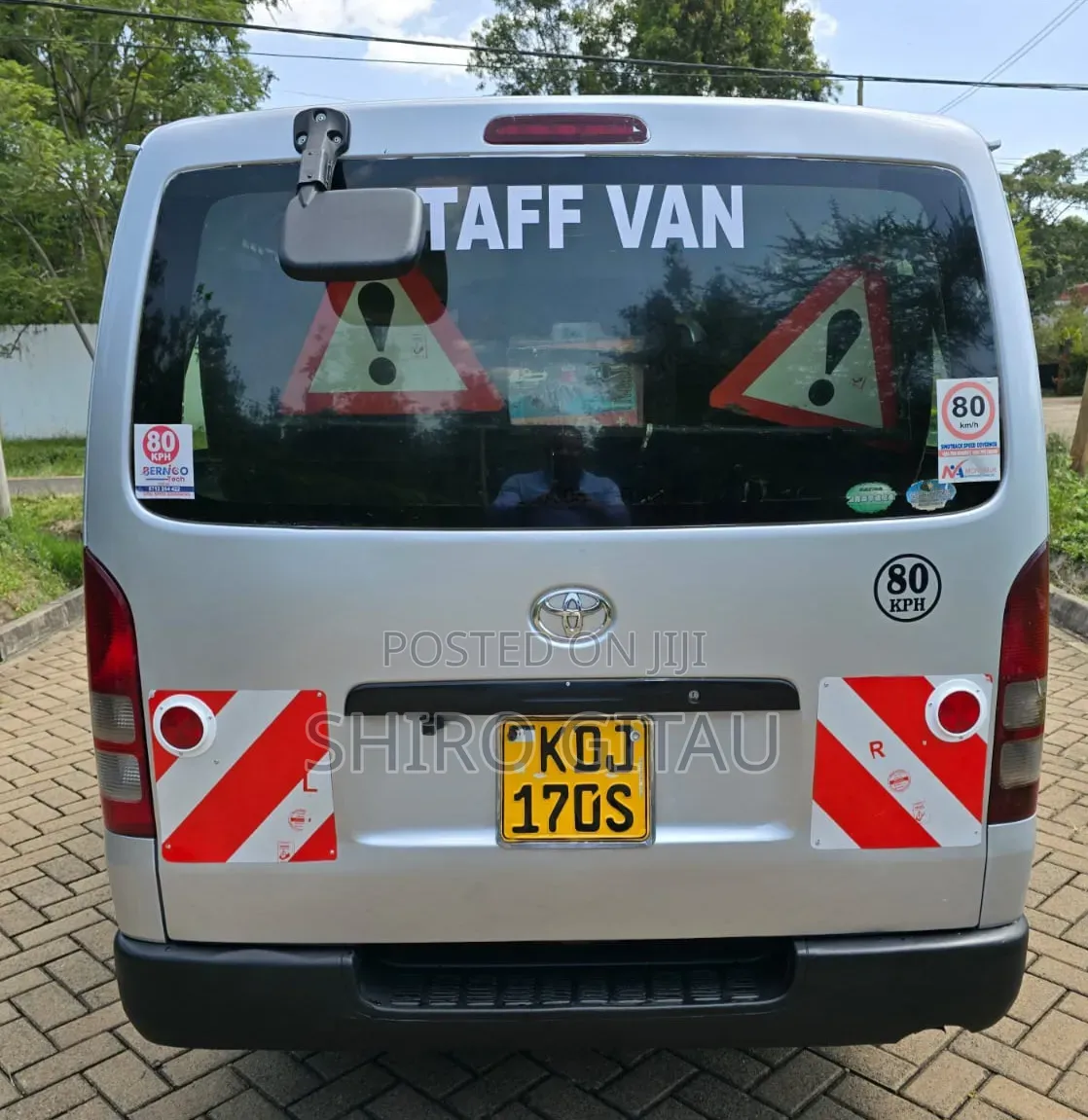 Toyota HiAce 2015 Silver