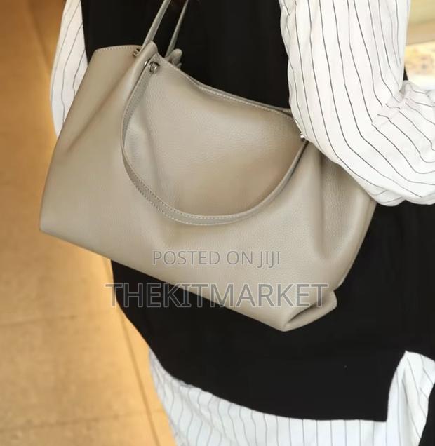 Smooth Slouch Leather Tote
