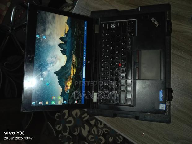 Laptop Lenovo Yoga 260 8GB Intel Core i5 SSD 350GB