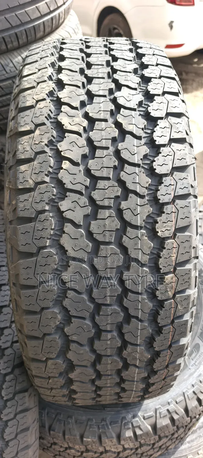 255/55r19 Goodyear