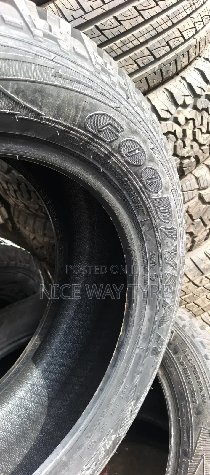 255/55r19 Goodyear