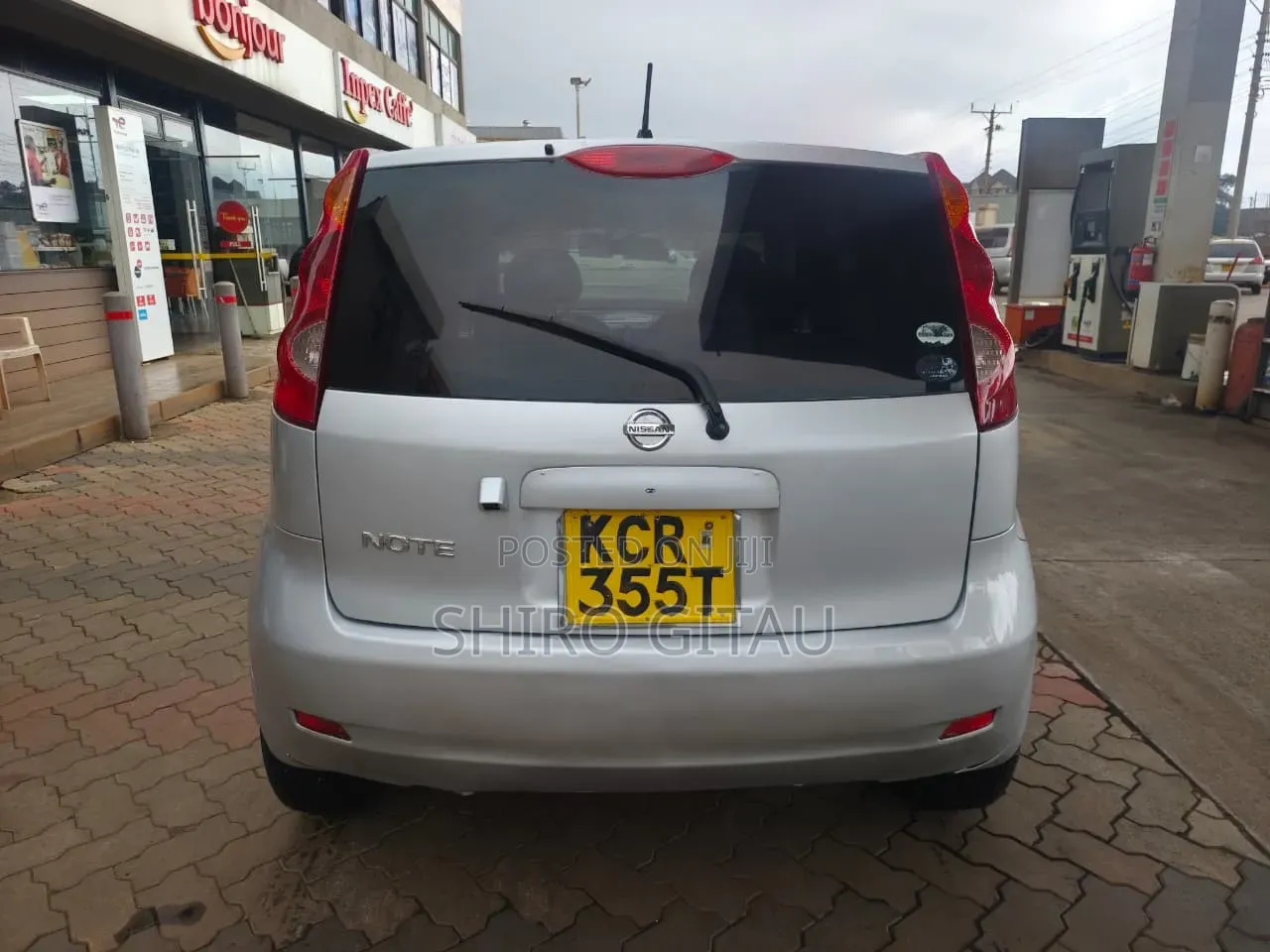 Nissan Note 2011 Silver