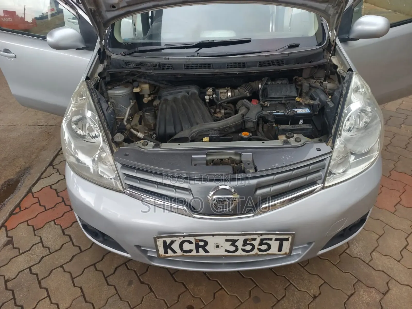 Nissan Note 2011 Silver