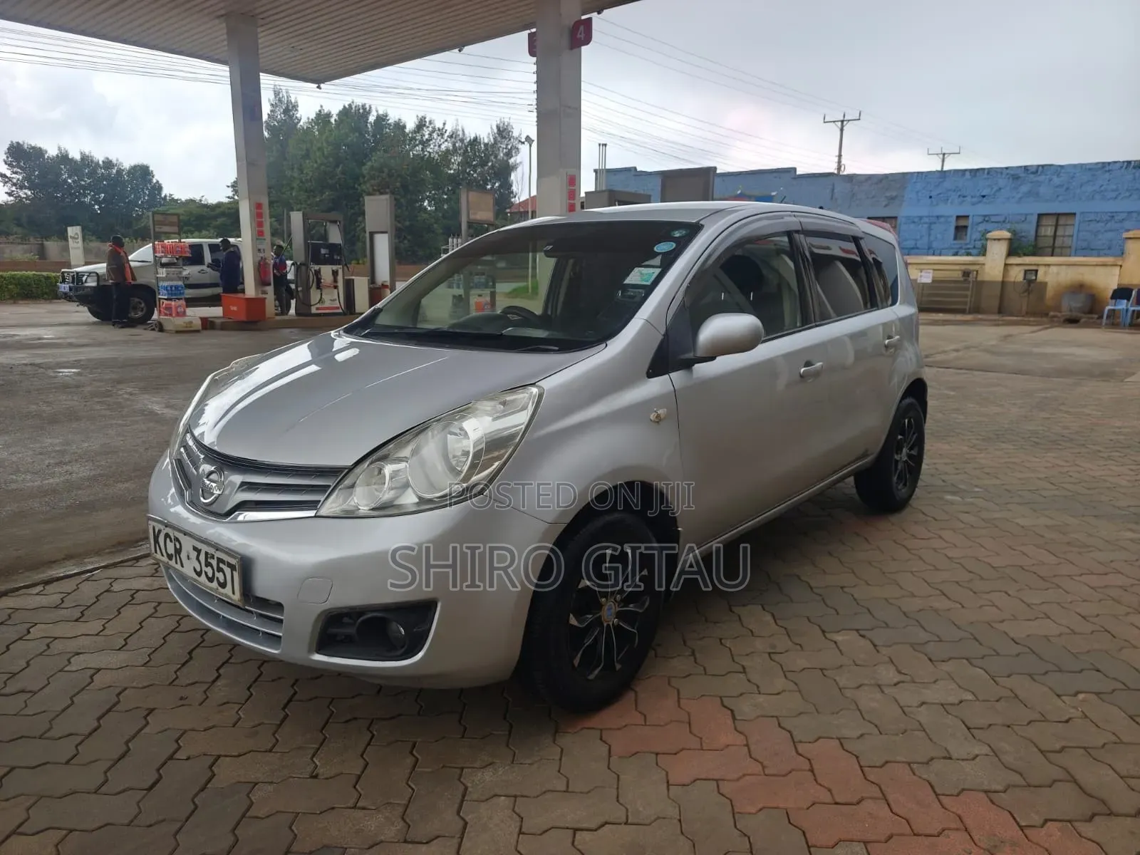 Nissan Note 2011 Silver