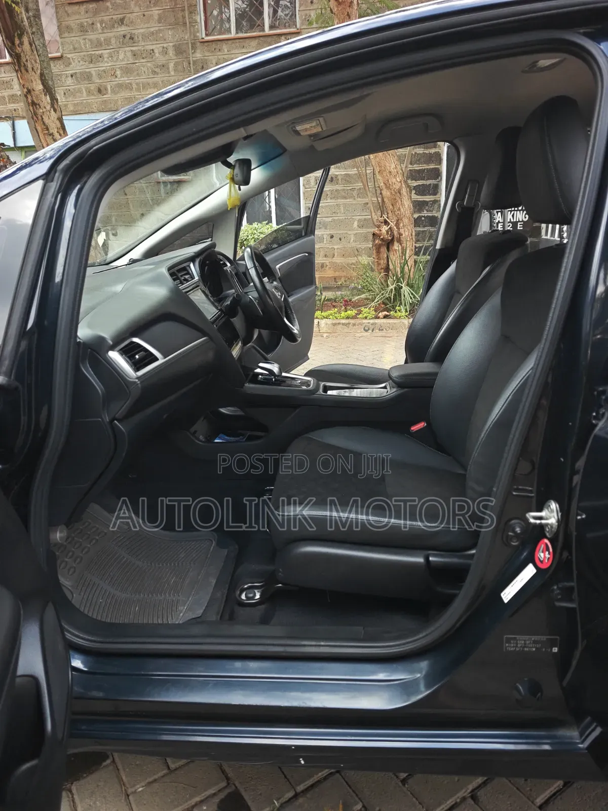 Honda Shuttle 2016 Blue