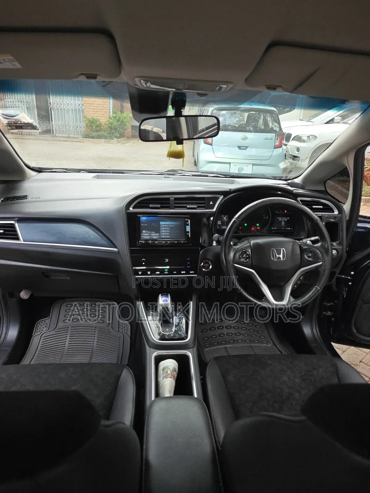 Honda Shuttle 2016 Blue