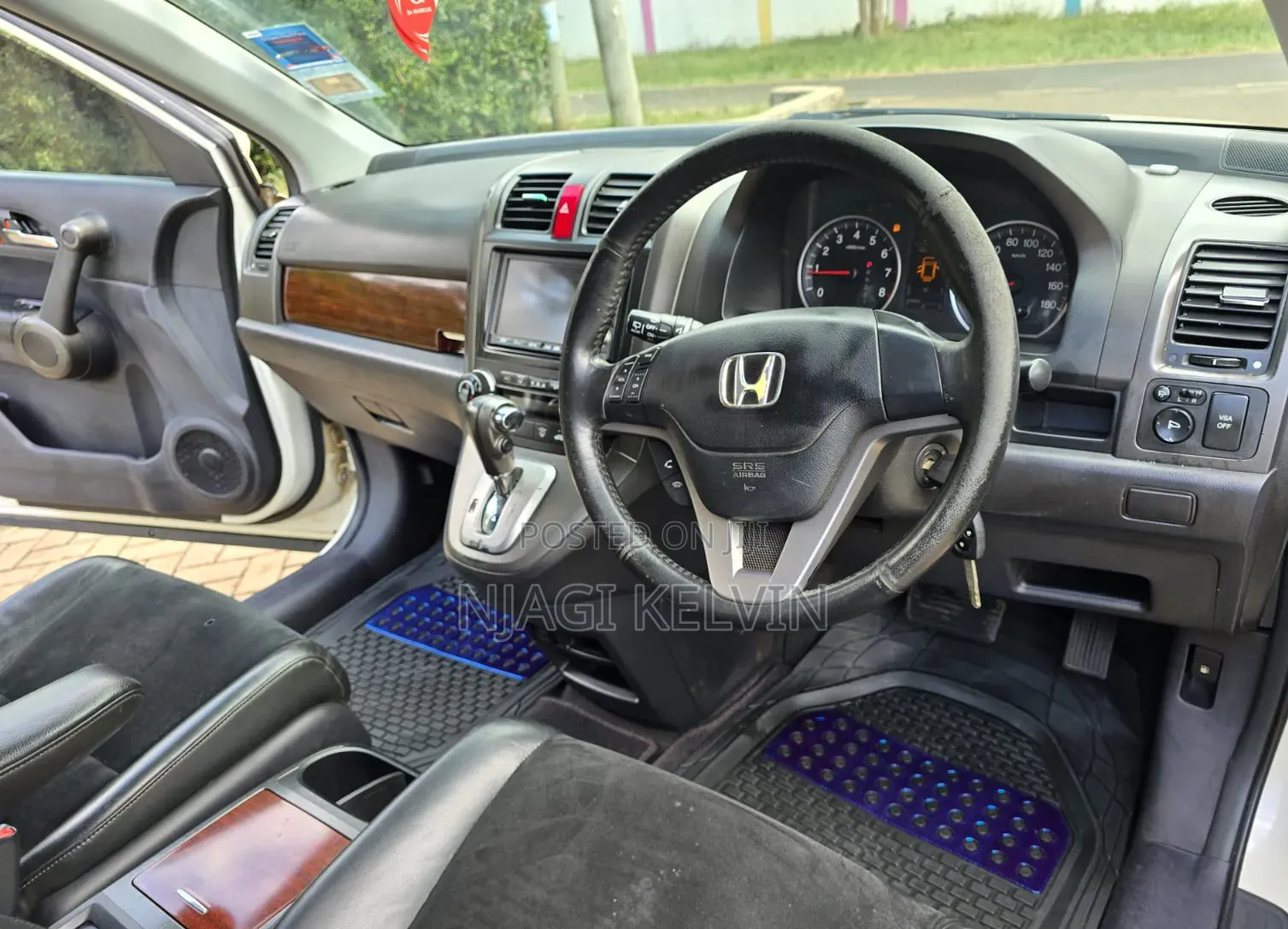 Honda CR-V 2010 White