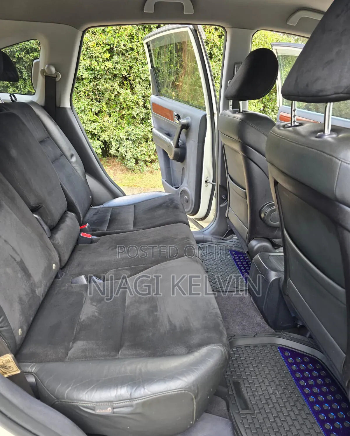 Honda CR-V 2010 White