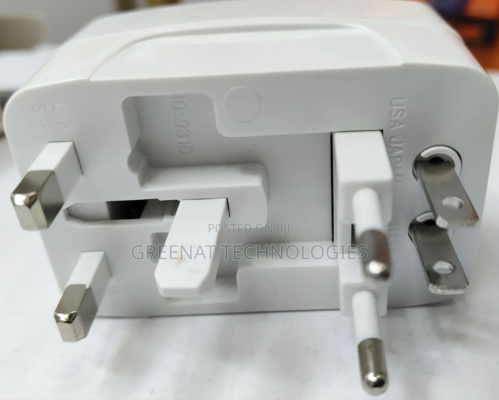 Universal Travel Adapter With 2 Usb to Europe, Us All Countries