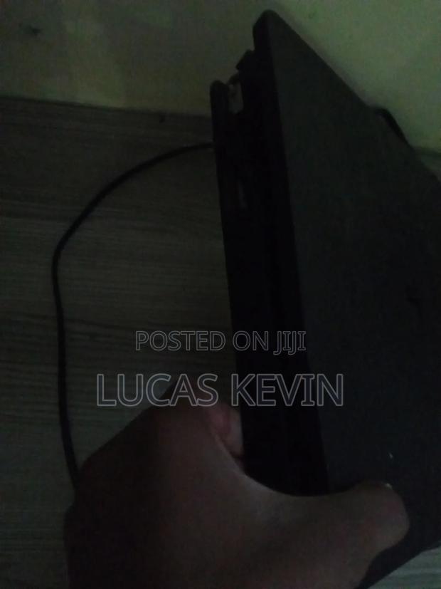 Ps4 Slim on Sale With 2 Controllers - thumbnail 2