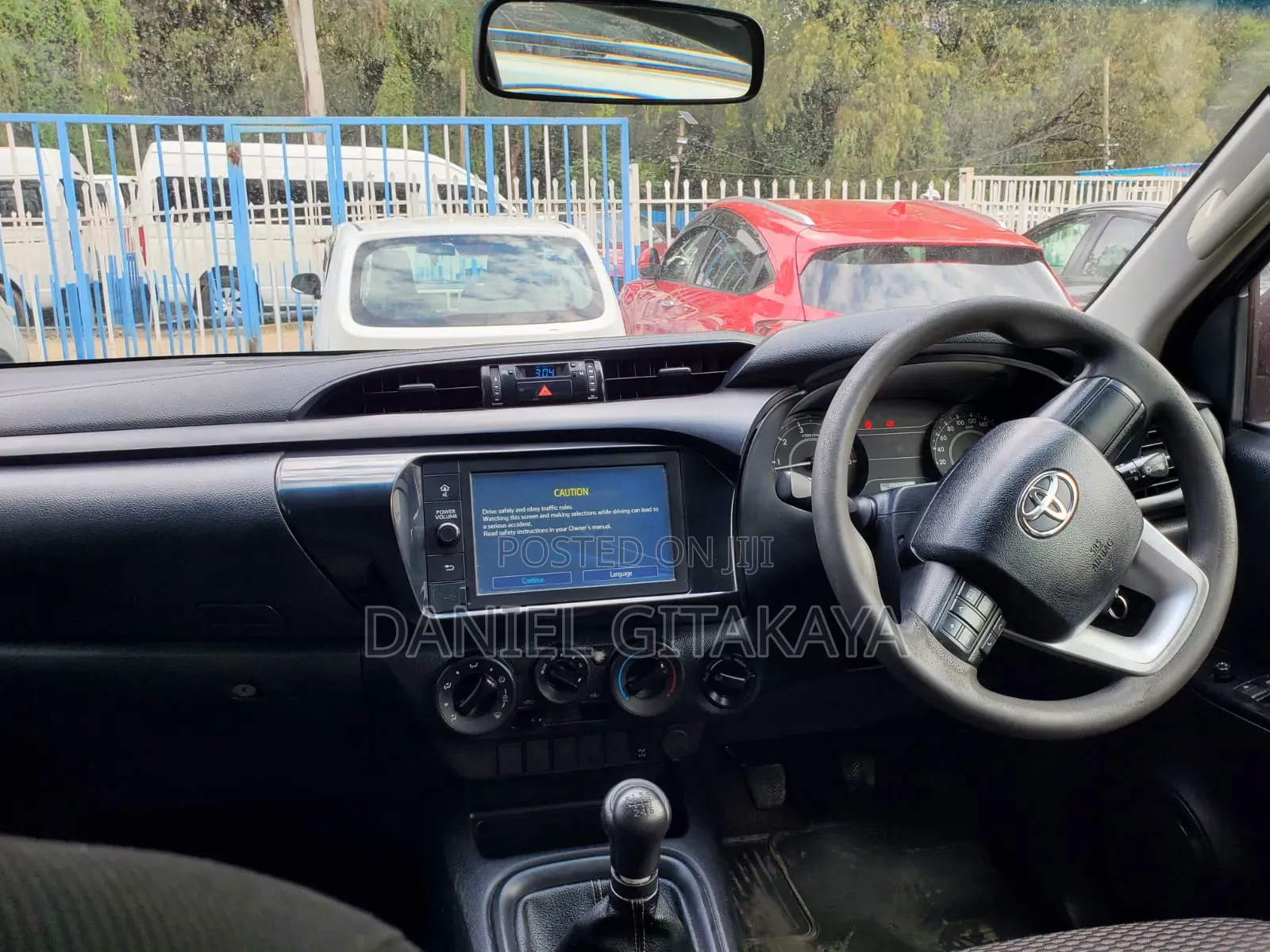 Toyota Hilux 2021 Black