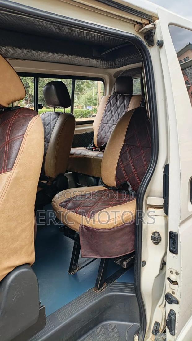 Toyota HiAce 2016 White - thumbnail 9