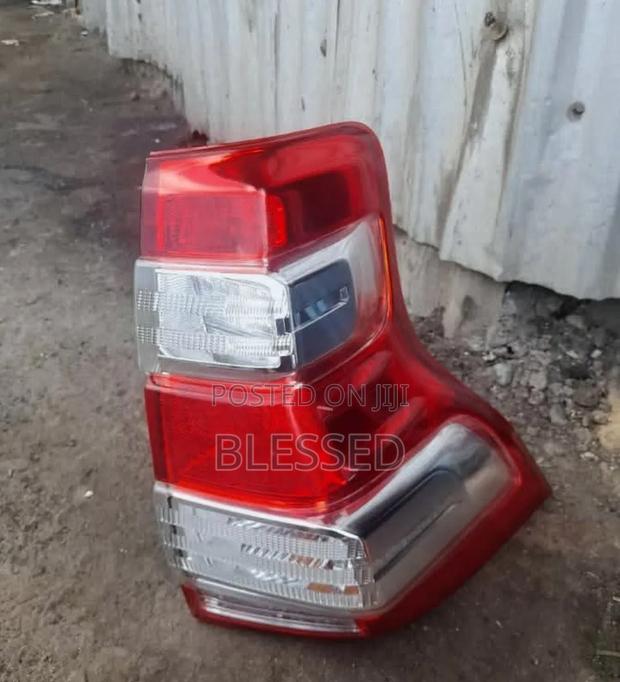 Toyota Prado 160 Taillight