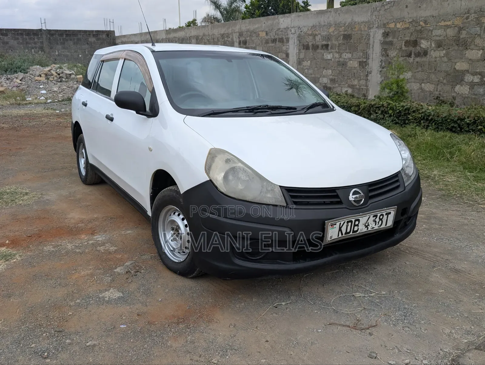 Nissan Advan 2014 White