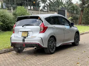 Nissan Note 2016 Silver