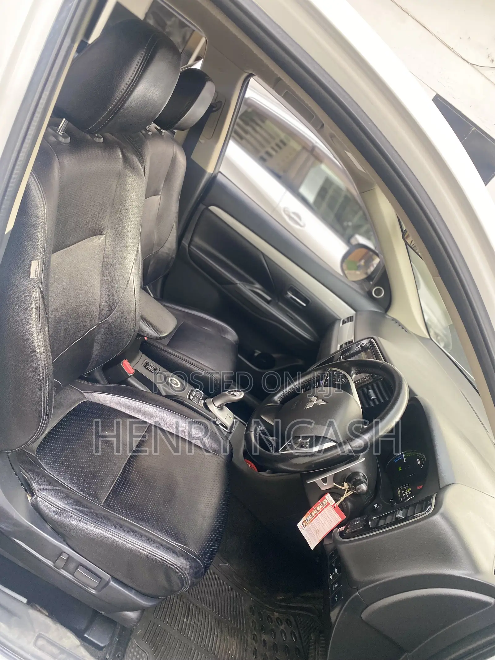 Mitsubishi Outlander 2014 Pearl