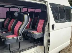 Toyota HiAce 2012 White