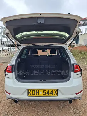 Volkswagen Golf 2015 White