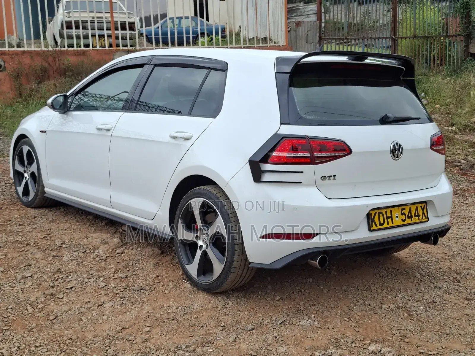 Volkswagen Golf 2015 White