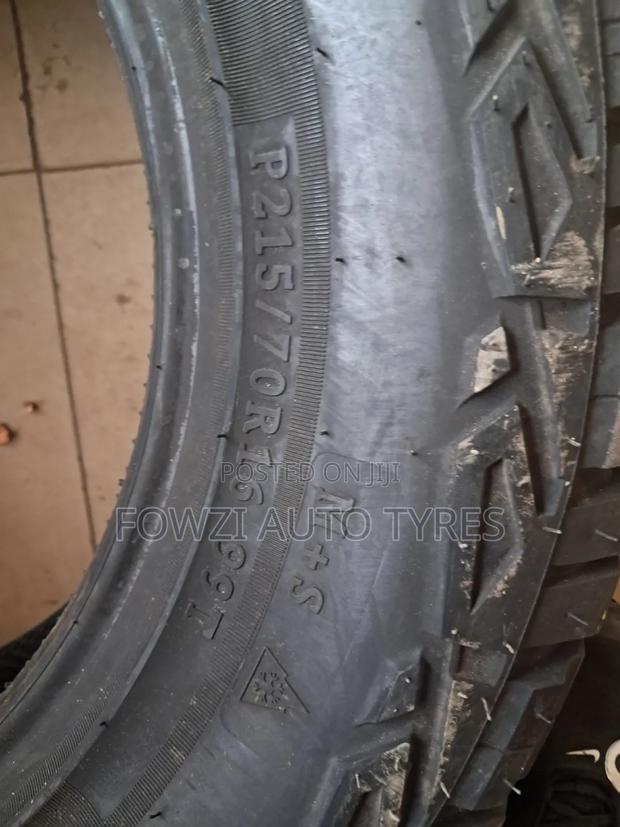 215/70r16 Comforser - thumbnail 2
