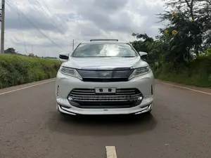 Toyota Harrier 2018 White