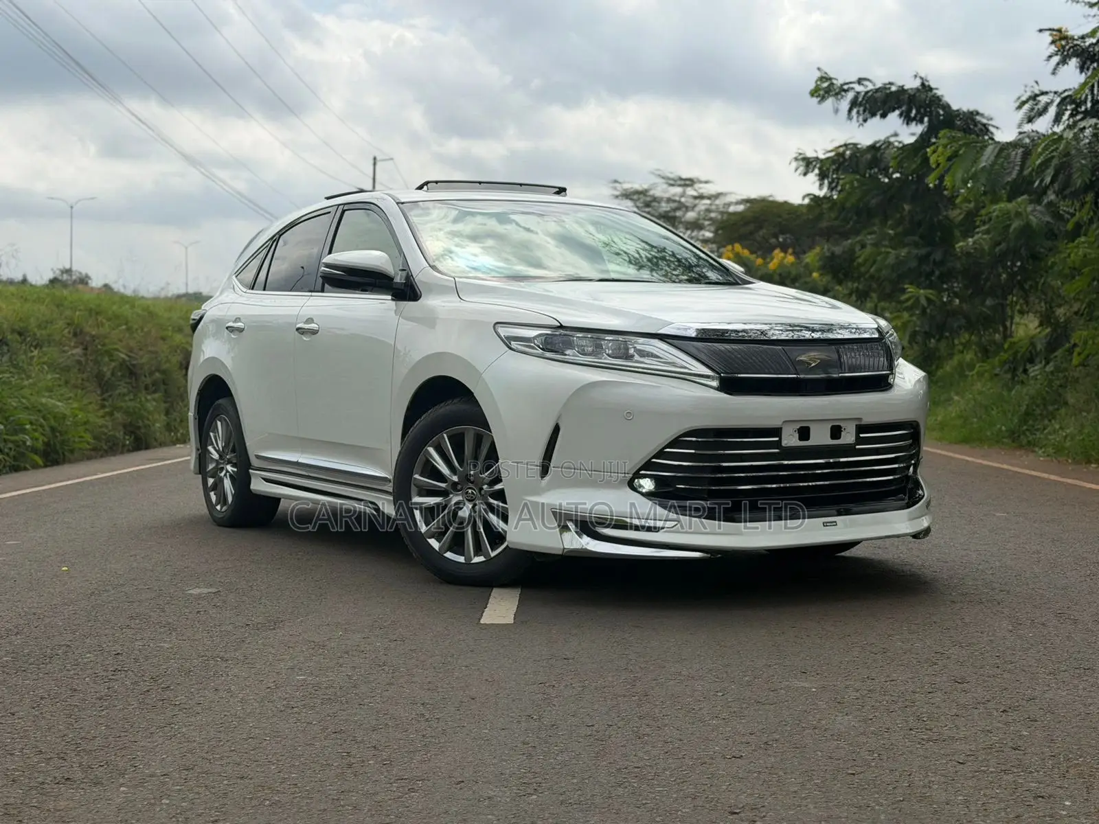 Toyota Harrier 2018 White