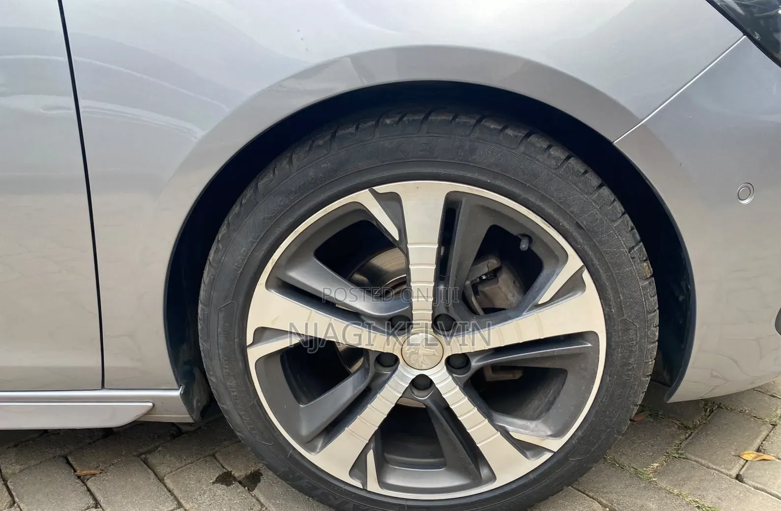 Peugeot 308 2018 Gray
