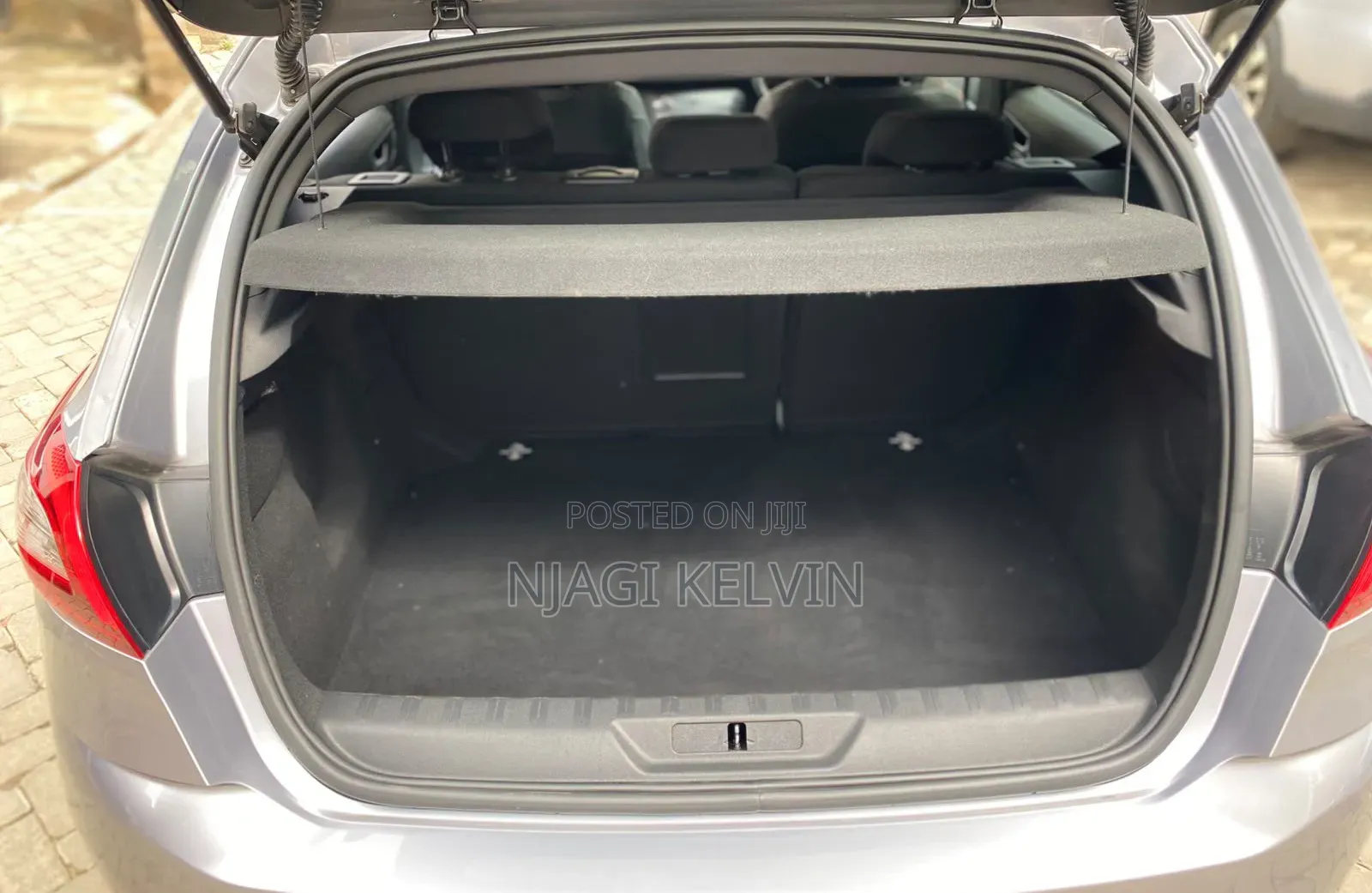 Peugeot 308 2018 Gray
