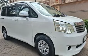 Toyota Noah 2012 White
