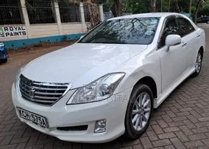 Toyota Crown 2009 White