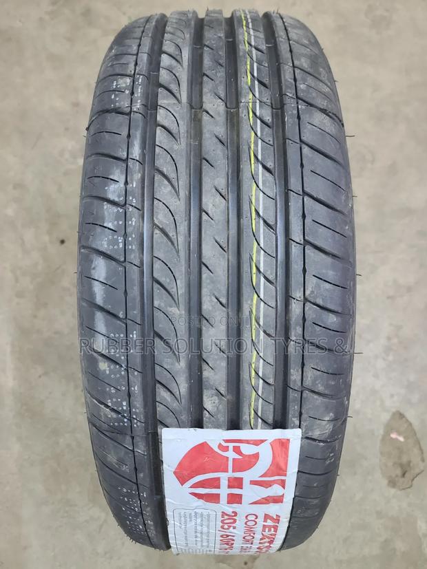 205/60 R16 Zextour Tyres 92h Comfort Es-655