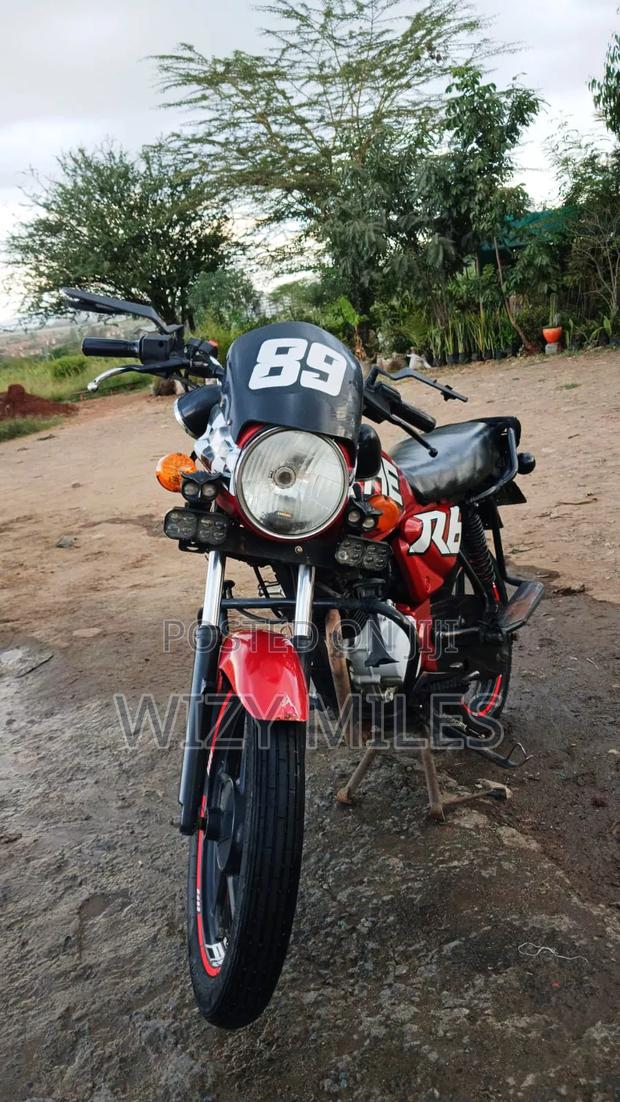 Bajaj Boxer 150 UG 2023 Red - thumbnail 5