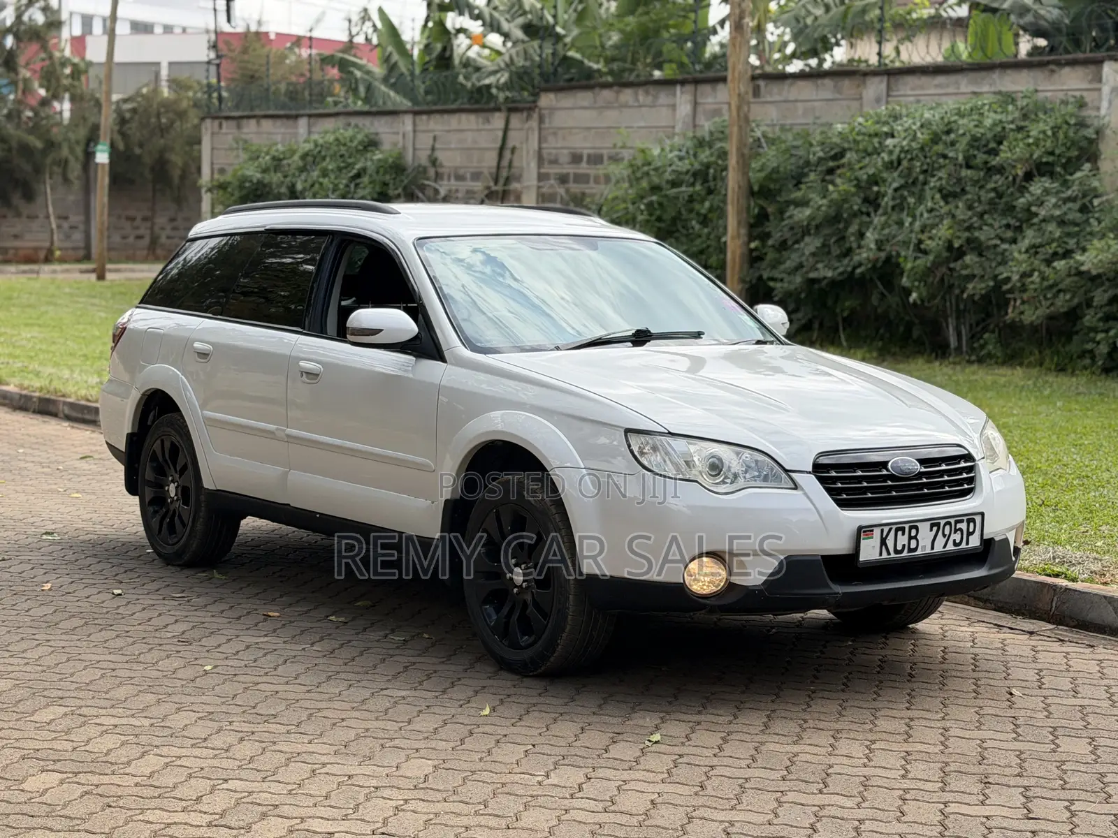 Subaru Outback 2007 White