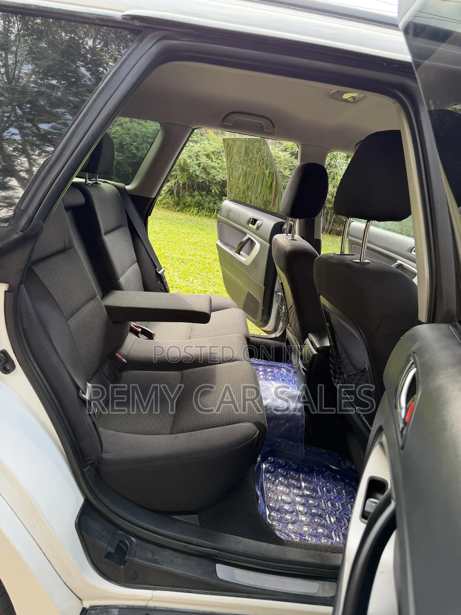 Subaru Outback 2007 White