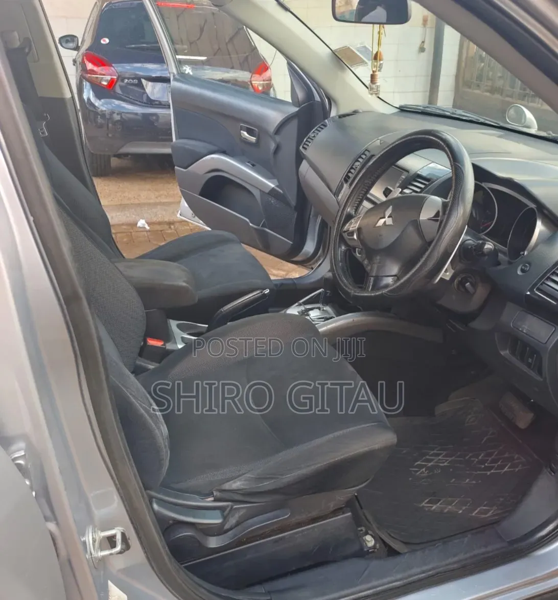 Mitsubishi Outlander 2009 Silver