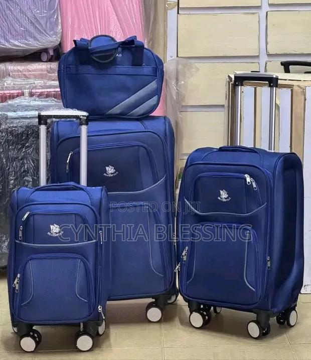 Ccomfy Travel Suitcase - thumbnail 2