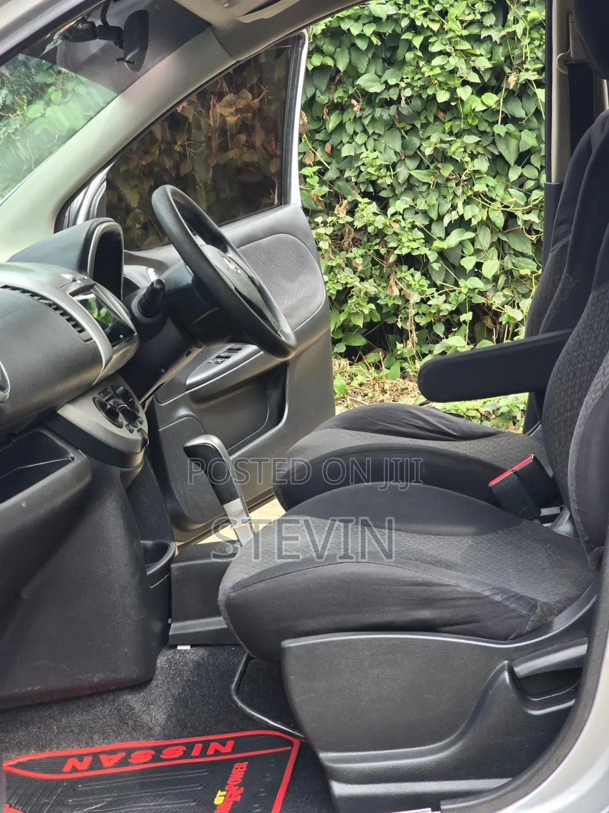 Nissan Note 2012 Silver