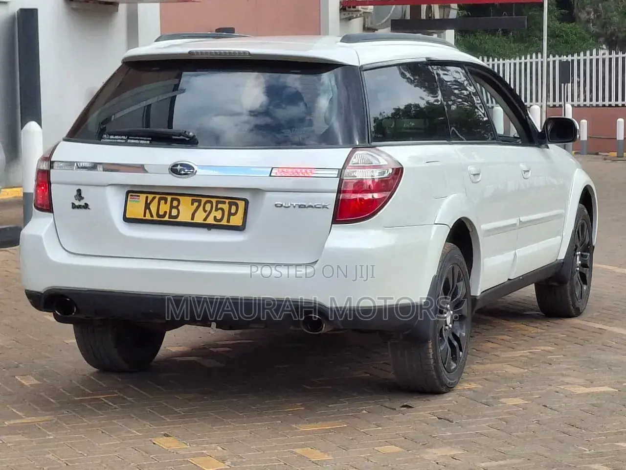 Subaru Outback 2007 White