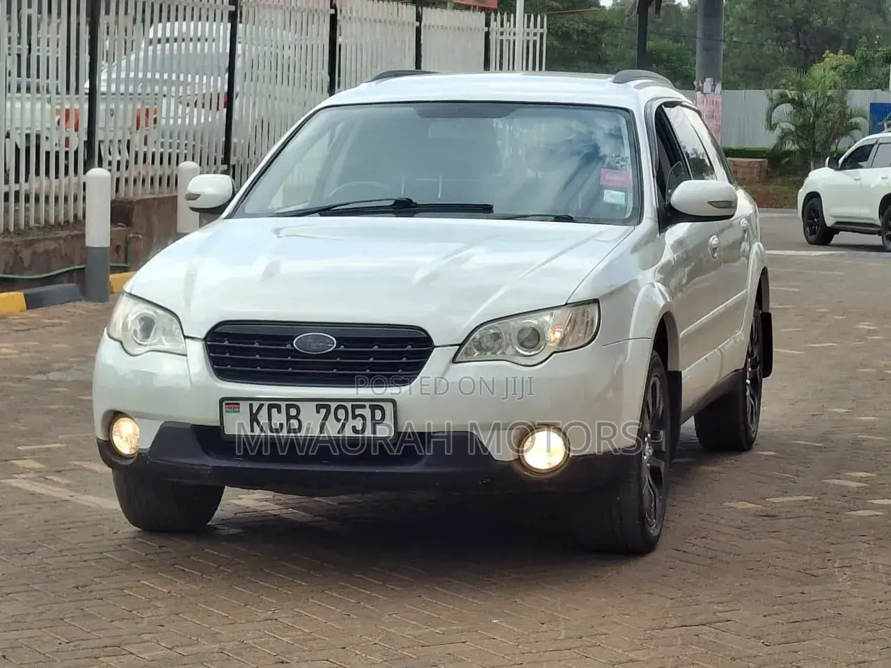 Subaru Outback 2007 White