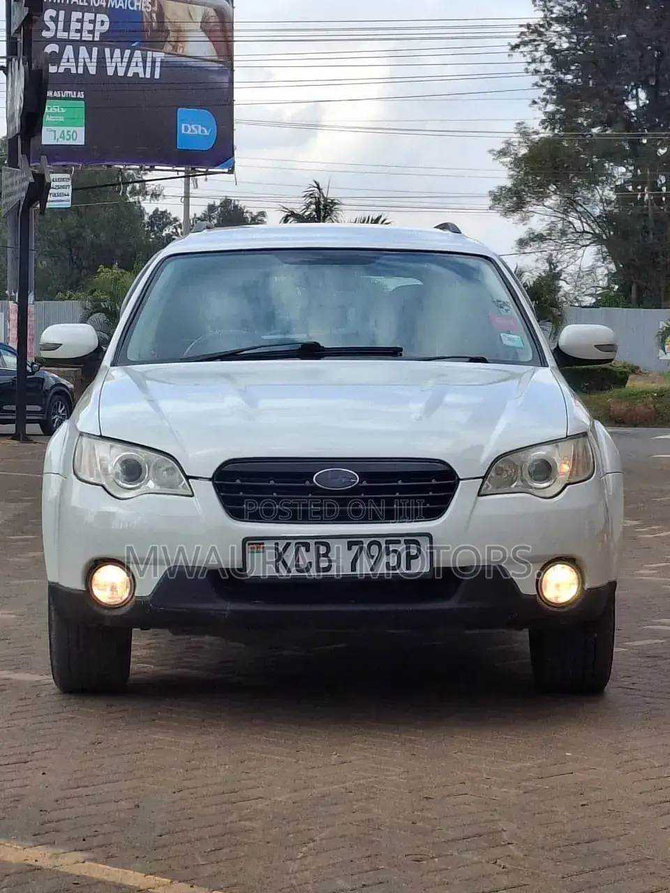 Subaru Outback 2007 White