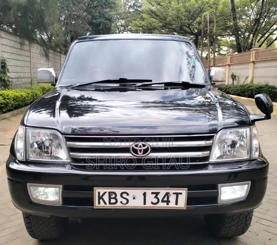 Toyota Land Cruiser Prado 2006 Beige