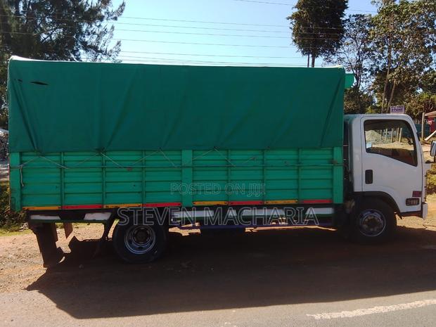Isuzu NQR Local